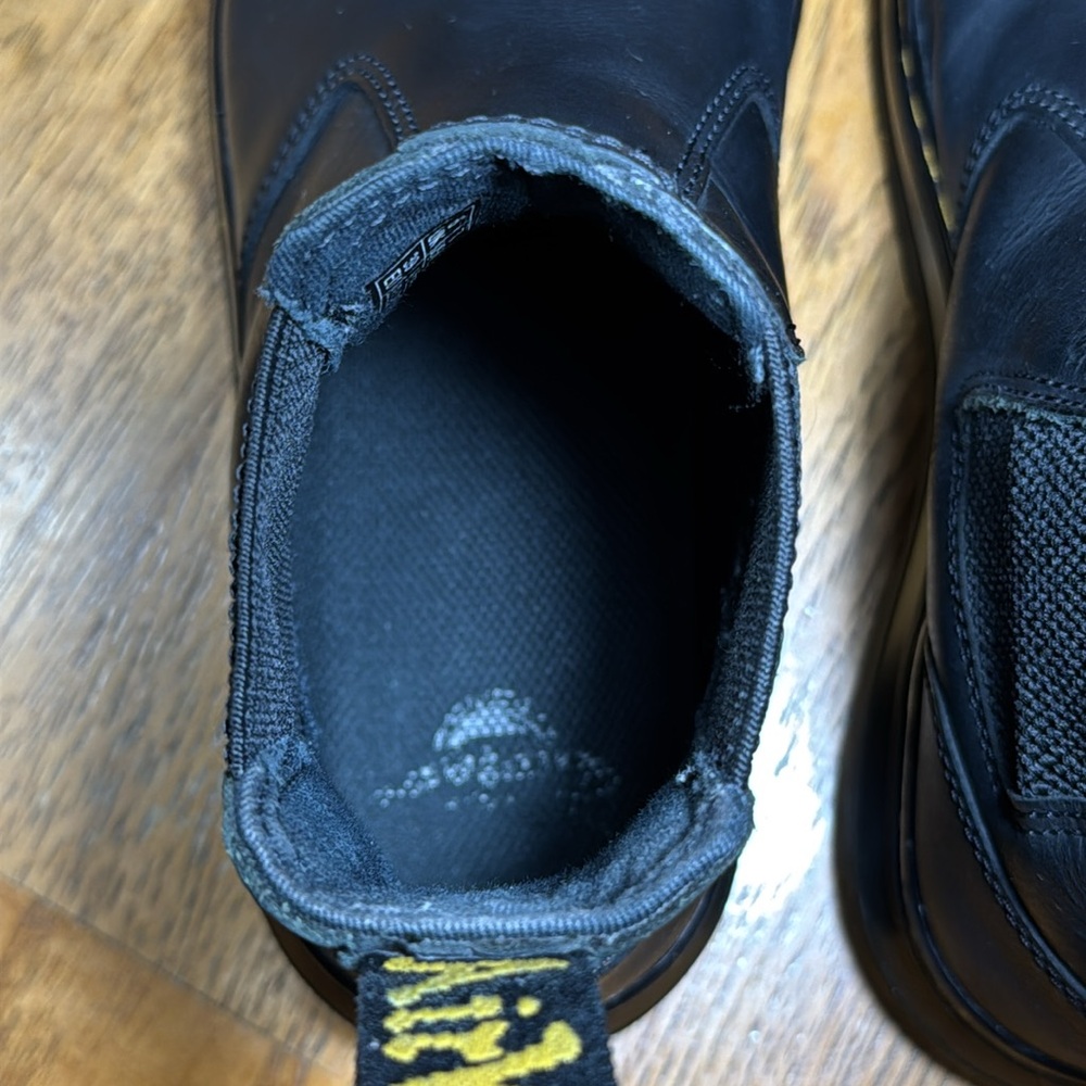 DR MARTENS EMBURY LEATHER CHESEA BOOTS - Picture 14 of 15
